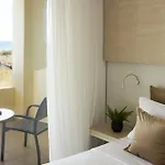 Отель Blue Bay 4*