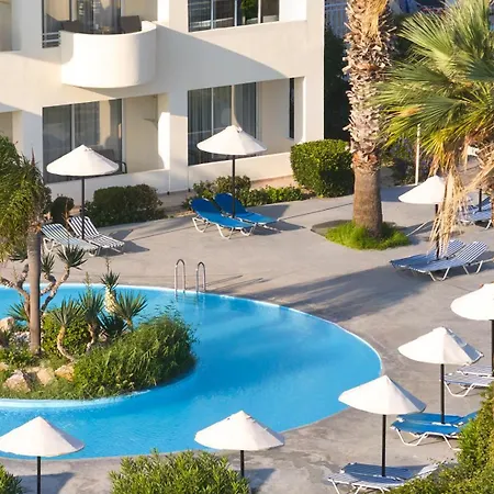 Отель Blue Bay 4*